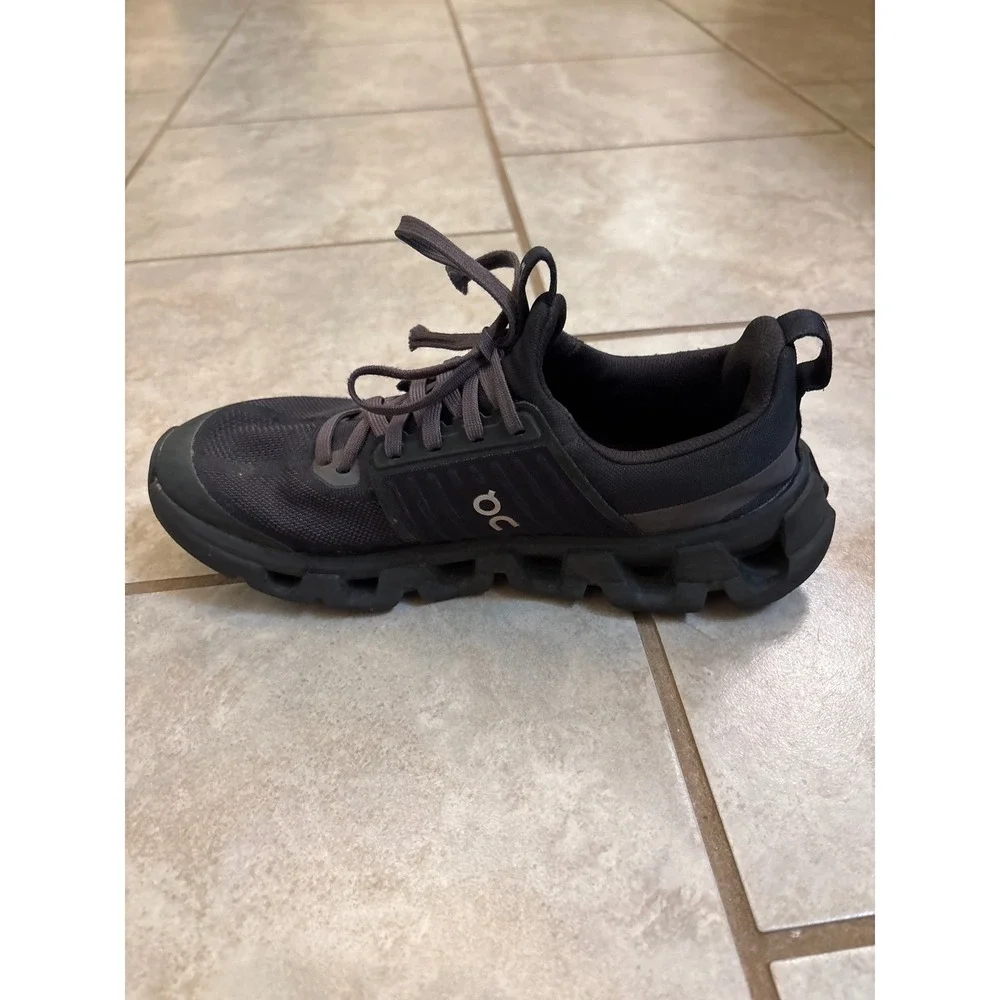On Cloudpulse Kids Training Shoes Black Helion CloudTec Sneakers 6.5Y